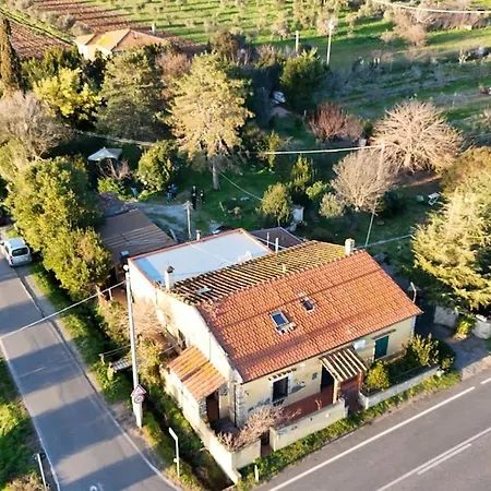 Casa Indipendente Con Giardino Casa vacanze Vada